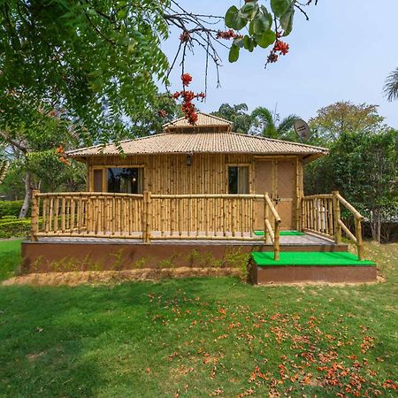 Stayvista At Maple Farms With Pool, Bbq & Bonfire Sohna 外观 照片