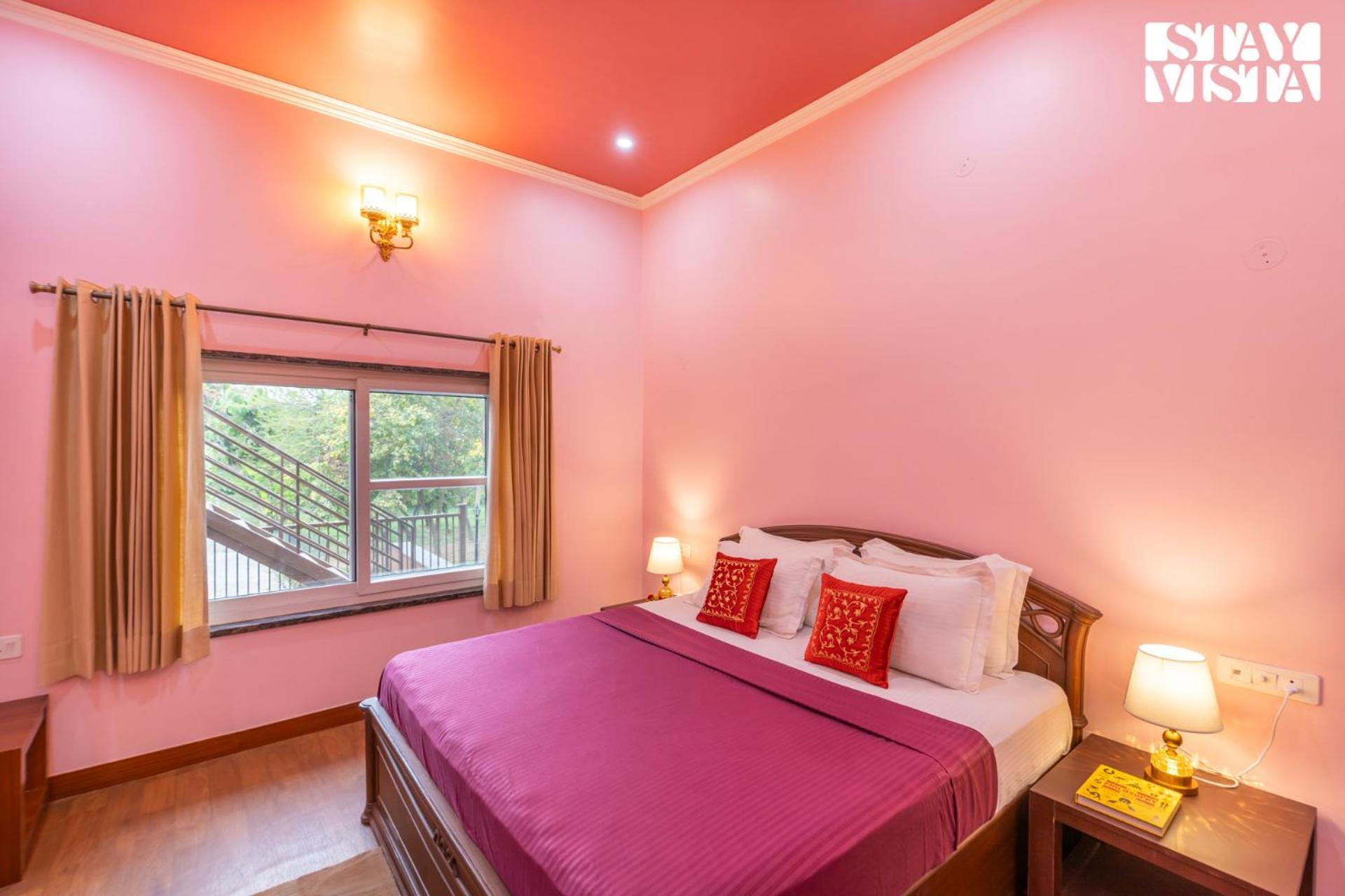 Stayvista At Maple Farms With Pool, Bbq & Bonfire Sohna 外观 照片