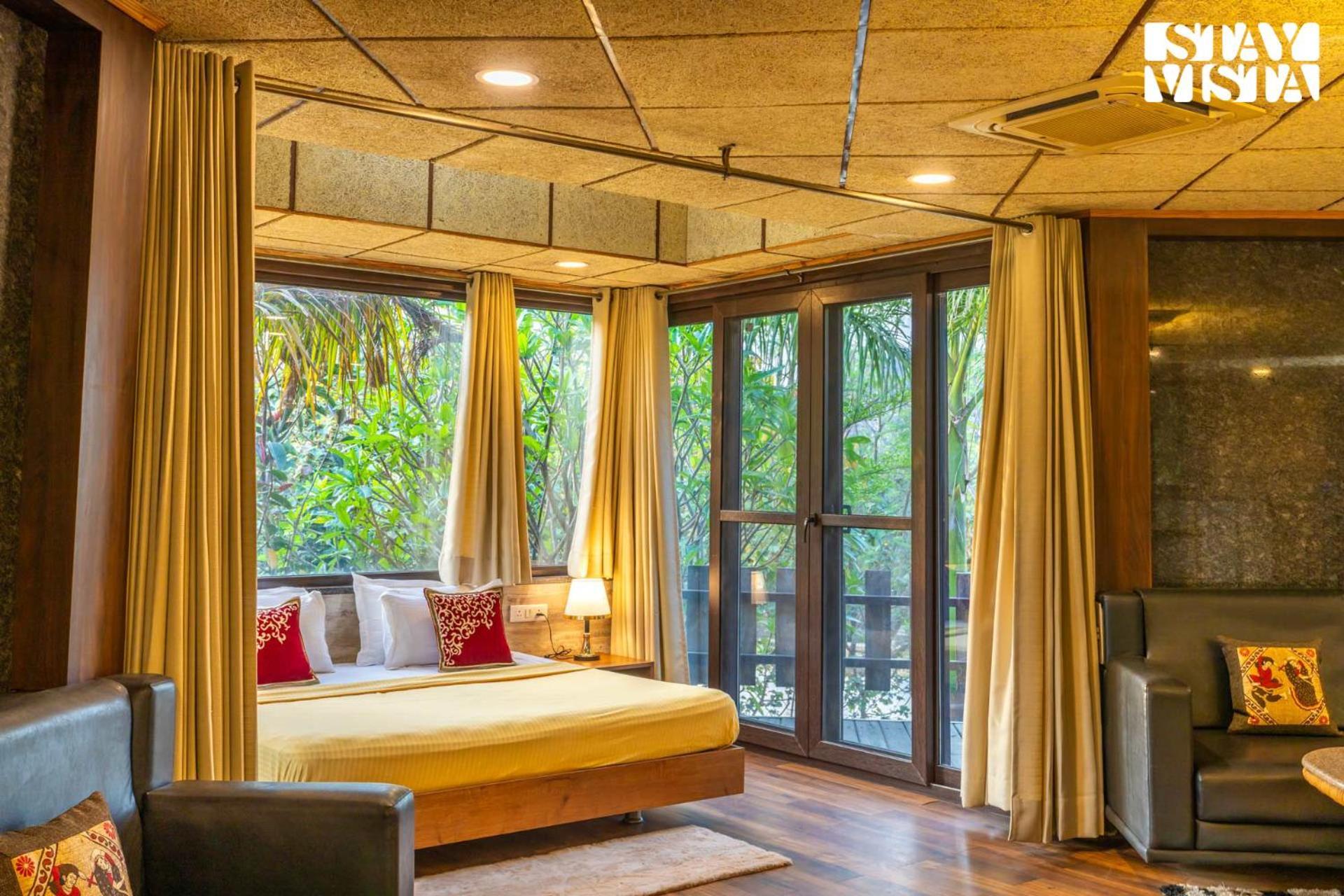 Stayvista At Maple Farms With Pool, Bbq & Bonfire Sohna 外观 照片